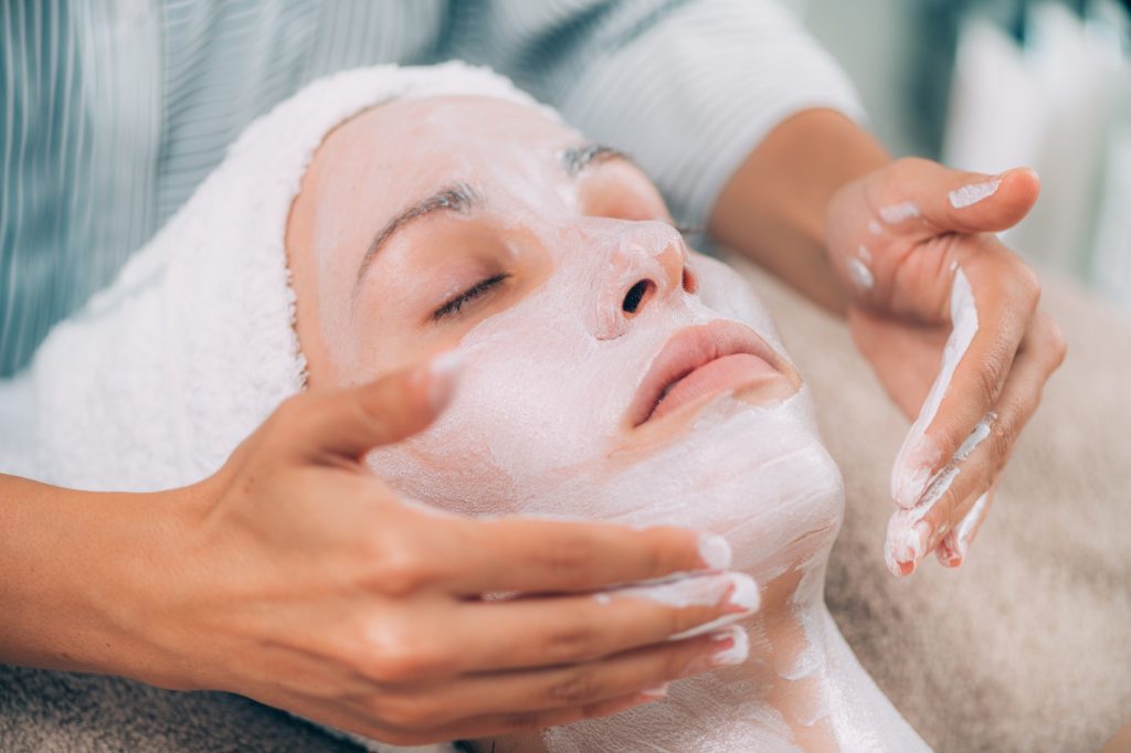 Rejuvenating Facial Skin Mask Treatment